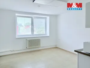 Pronájem kanceláře, Pardubice - Semtín, 28 m2