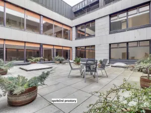 Pronájem kanceláře, Praha - Libeň, Sokolovská, 114 m2