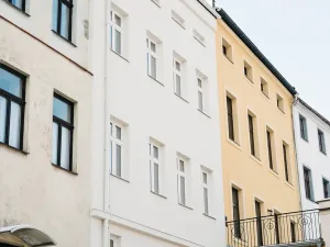 Prodej atypického bytu, Frýdek-Místek, Zámecké nám., 405 m2