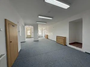 Pronájem obchodního prostoru, Chomutov, Jakoubka ze Stříbra, 61 m2