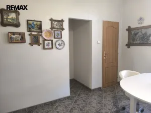 Pronájem bytu 2+1, Karlovy Vary, nábřeží Jana Palacha, 69 m2