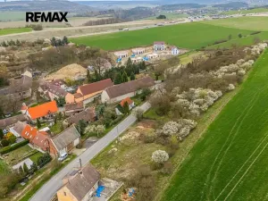 Prodej pozemku pro bydlení, Slaný, 778 m2