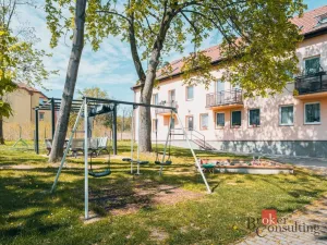 Prodej bytu 1+1, Milovice - Mladá, Kaštanová, 49 m2