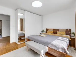 Prodej vícegeneračního domu, Praha - Horní Počernice, Čechurova, 365 m2