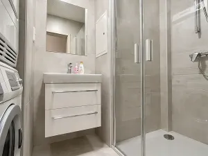 Pronájem bytu 1+kk, Zlín, Hluboká, 37 m2