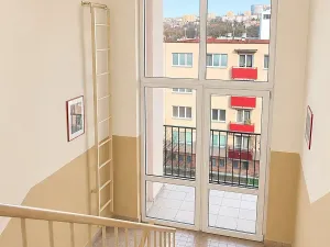 Pronájem bytu 1+kk, Zlín, Hluboká, 37 m2