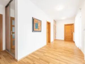 Prodej rodinného domu, Zlín, U Hřiště, 415 m2