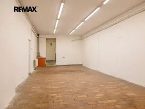 Pronájem výrobních prostor, Rudná, Masarykova, 1270 m2