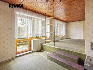 Prodej rodinného domu, Zlosyň, 307 m2
