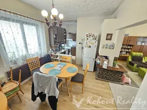 Prodej činžovního domu, Praha - Satalice, Bošínská, 195 m2