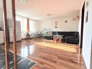 Prodej bytu 4+kk, Slaný, Brožovského, 92 m2