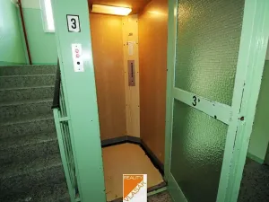 Prodej bytu 2+1, Klášterec nad Ohří, Jana Ámose Komenského, 68 m2