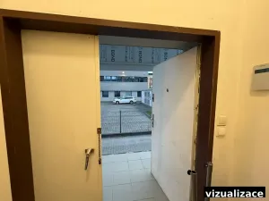 Pronájem obchodního prostoru, Rožnov pod Radhoštěm, 1. máje, 133 m2