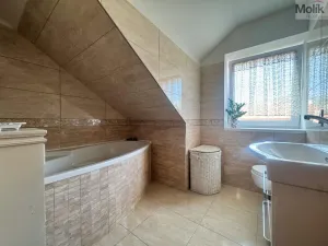 Prodej bytu 3+kk, Most, Chomutovská, 107 m2