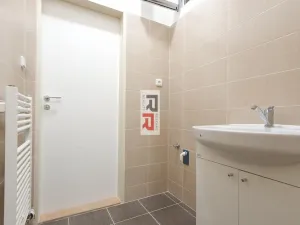 Pronájem kanceláře, Olomouc, 28. října, 75 m2