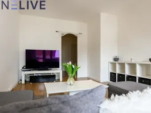 Pronájem bytu 3+kk, Praha, Flöglova, 72 m2