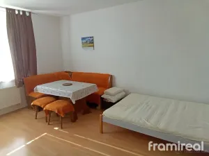 Pronájem bytu 1+kk, Brno, Hrázka, 40 m2