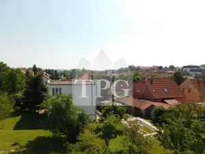 Prodej vícegeneračního domu, Mochov, 296 m2
