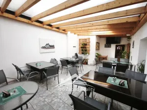 Pronájem restaurace, Plzeň, Doudlevecká, 220 m2