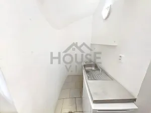 Pronájem kanceláře, Praha - Kobylisy, Klapkova, 40 m2