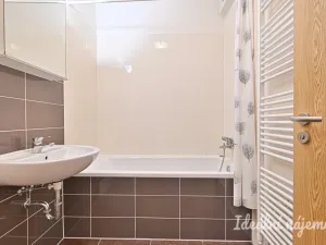 Pronájem bytu 2+kk, Brno - Žebětín, Říčanská, 53 m2