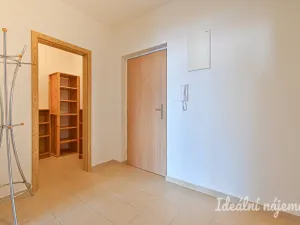 Pronájem bytu 2+kk, Brno - Žebětín, Říčanská, 53 m2