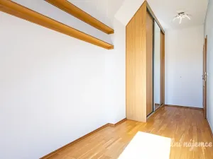 Pronájem bytu 2+kk, Praha - Holešovice, Osadní, 76 m2