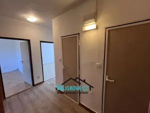 Prodej bytu 2+1, Kroměříž, Vrobelova, 54 m2