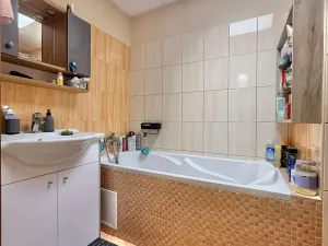 Prodej bytu 2+1, Krnov - Pod Cvilínem, Zeyerova, 60 m2