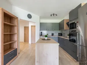 Prodej bytu 4+kk, Vochov, 80 m2