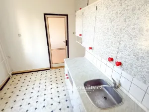 Prodej bytu 2+1, Znojmo, Pražská sídl., 52 m2