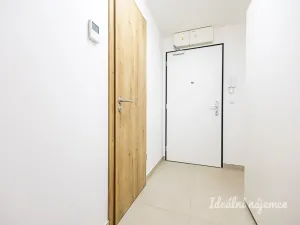 Pronájem bytu 1+kk, Praha - Strašnice, Štěchovická, 34 m2