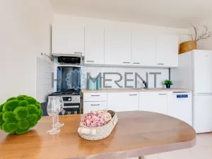 Pronájem bytu 2+kk, Praha - Záběhlice, Jabloňová, 32 m2