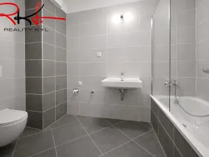 Pronájem bytu 2+kk, Praha, Stočesova, 91 m2