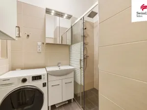 Prodej rodinného domu, Praha - Kobylisy, Pakoměřická, 160 m2