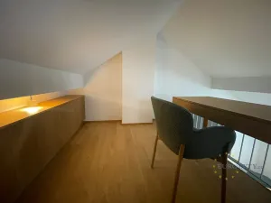 Pronájem bytu 1+kk, Praha - Vršovice, Bartoškova, 40 m2