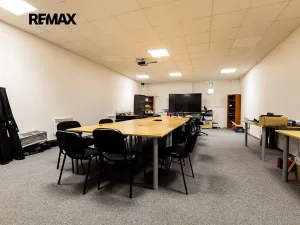 Prodej skladu, Hořovice, nábřeží Hynka Šlosara, 4000 m2