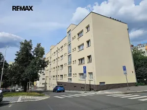 Pronájem bytu 2+kk, Praha - Břevnov, Mládeže, 42 m2