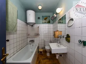 Prodej rodinného domu, Dobříš, Mírové náměstí, 451 m2