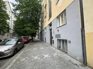 Pronájem bytu 1+kk, Praha - Bubeneč, dr. Zikmunda Wintra, 31 m2