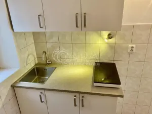 Pronájem bytu 2+kk, Praha - Smíchov, Stroupežnického, 52 m2