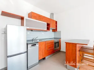 Pronájem bytu 1+kk, Praha - Stodůlky, Petržílkova, 43 m2