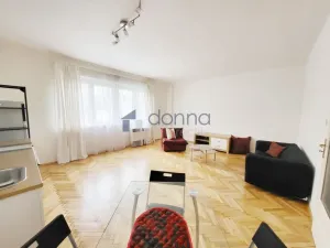 Pronájem bytu 2+kk, Praha, Osadní, 45 m2