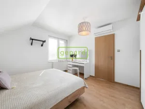 Prodej rodinného domu, Lety, Pod viničkou, 163 m2