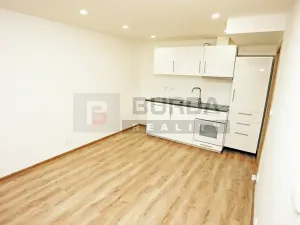 Pronájem bytu 2+kk, Neratovice, 35 m2