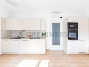 Pronájem bytu 3+kk, Brno, Spolková, 77 m2