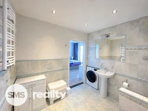 Prodej bytu 3+1, Frýdek-Místek - Frýdek, Novodvorská, 73 m2