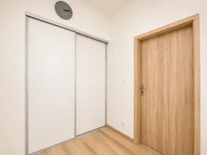 Prodej ubytování, Praha - Smíchov, Vltavská, 57 m2