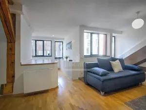 Pronájem bytu 1+kk, Praha - Karlín, Sokolovská, 76 m2
