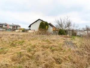 Pronájem komerčního pozemku, Dolní Břežany, Krátká, 585 m2